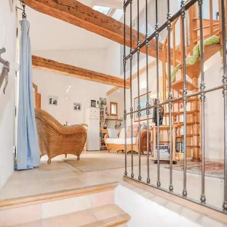 アパート Three-bedroom In