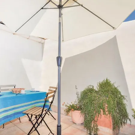 アパート Three-bedroom In Montséret